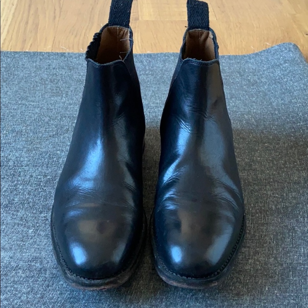 Chelsea boots